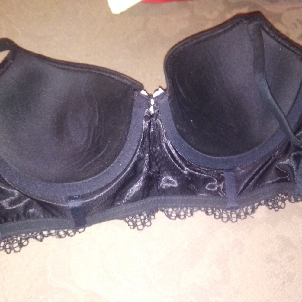 Victoria secret bra - Picture 2 of 3